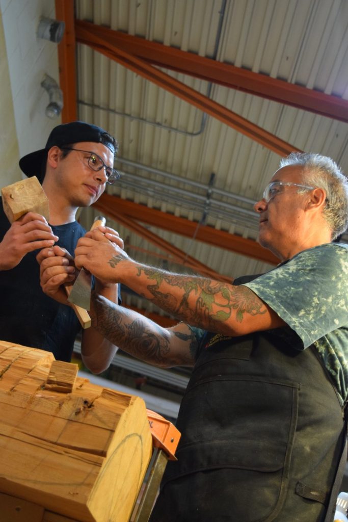 DarrenPassingToolstoAnthony